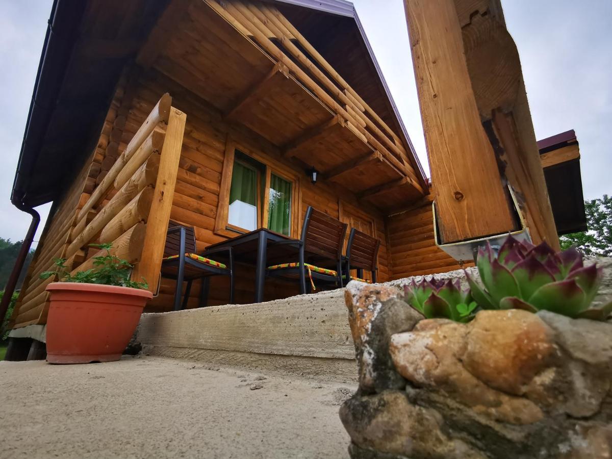 Wooden House "Una" Kulen Vakuf Exterior foto